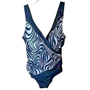 Longitude Swimsuit Sz 10 Black Zebra Print One Piece Built-in Bra Slimming